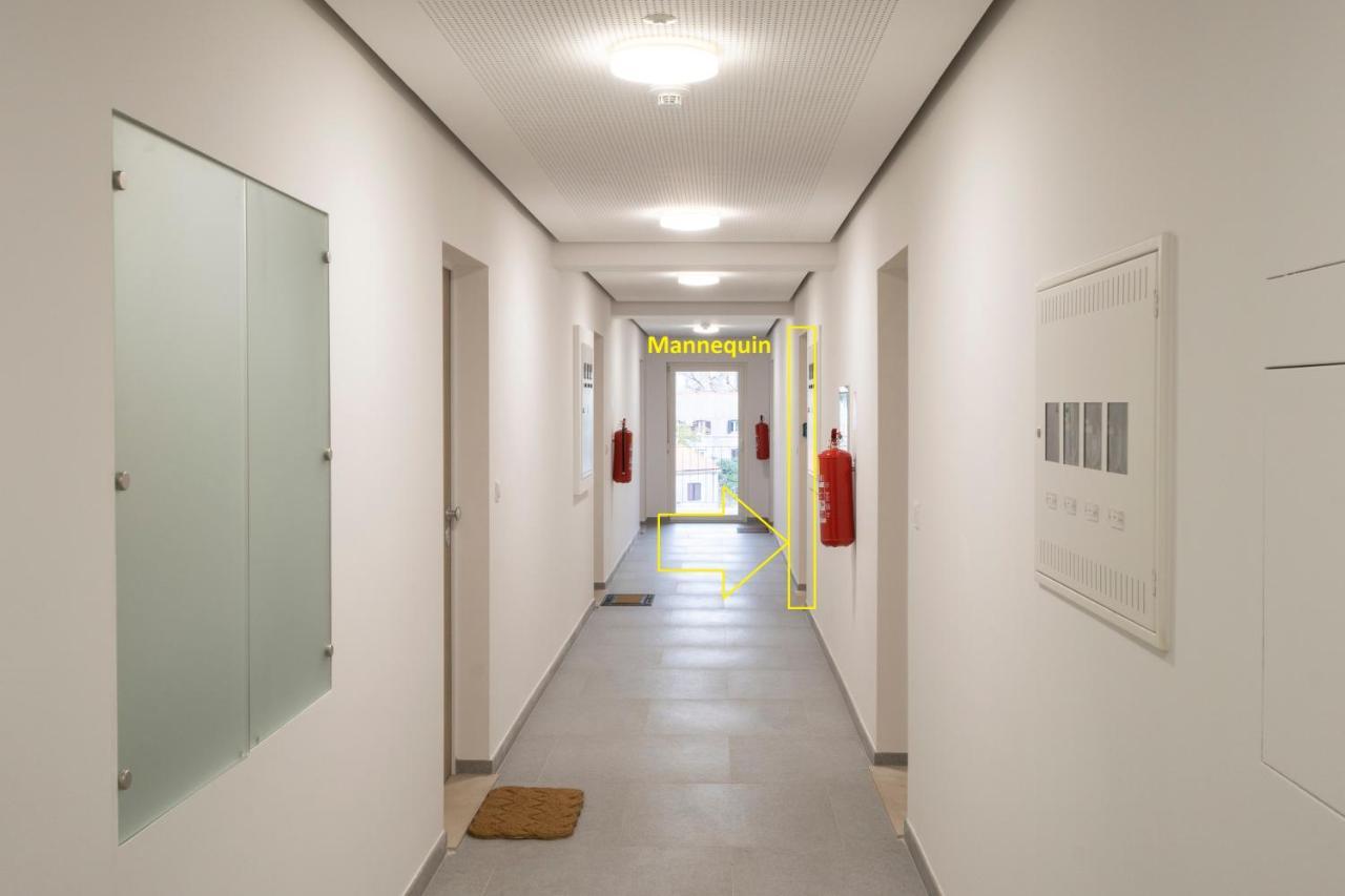 Mannequin: Sea View, Private Parking In The Garage Apartment ริเยกา ภายนอก รูปภาพ